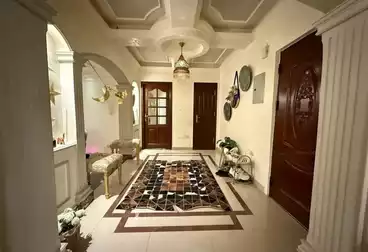 Apartments For sale - 3 rooms - floor 4