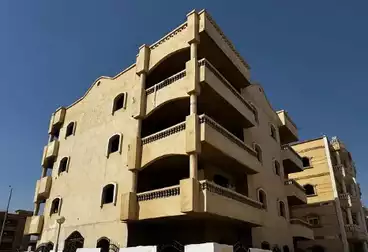 Apartments For sale - 3 rooms - floor 1