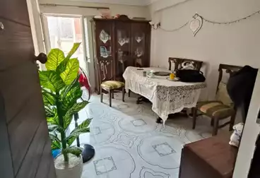 Apartments For sale - 2 rooms - floor 8