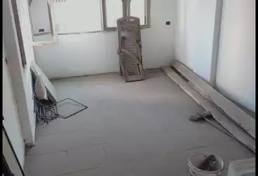 Apartments For sale - 2 rooms - floor 6