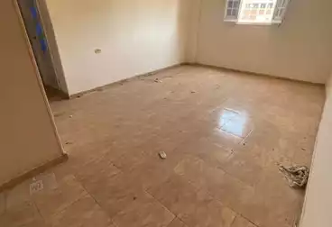 Apartments For sale - 2 rooms - floor 4