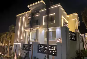 Separate Villa For sale - 16 rooms