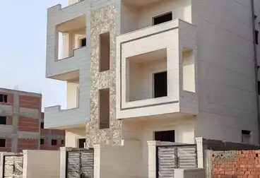 Apartments For sale - 3 rooms - floor 1