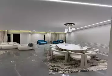 Apartments For sale - 4 rooms - floor 1