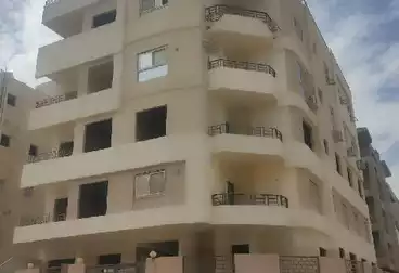 شقق للبيع - 3 غرف - بالدور 1
