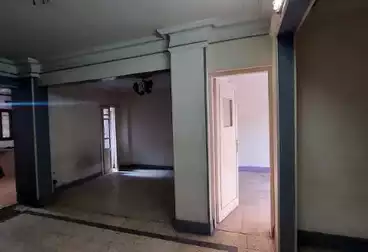 Apartments For sale - 2 rooms - floor 1