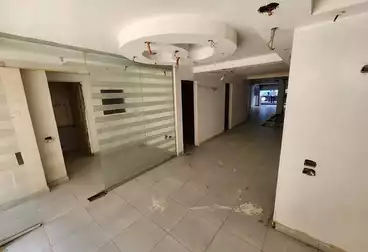 Commercial For sale - floor 0