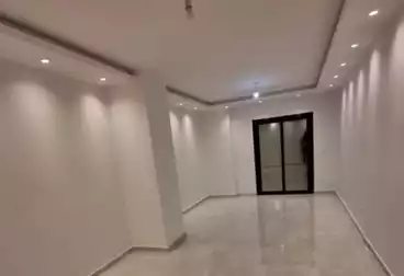 Apartments For rent - 3 rooms - floor 5