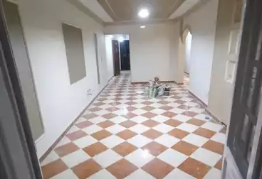 Apartments For sale - 3 rooms - floor 4