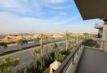 Apartments For rent - 3 rooms - floor 3