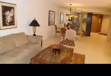 Apartments For sale - 3 rooms - floor 5