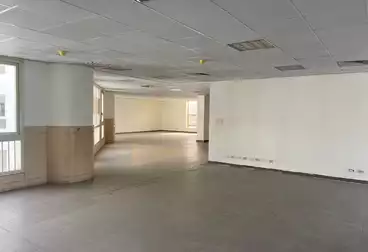 Administrative For rent - 20 rooms - floor 9