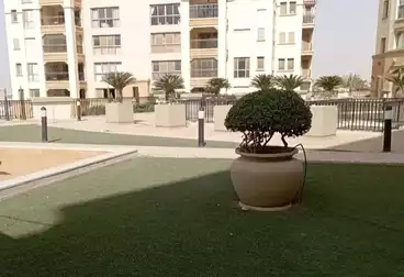 ستوديو للبيع - 1 غرف - بالدور 0