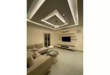 فلل للبيع - 5 غرف