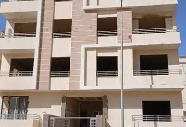 Apartments For sale - 3 rooms - floor 1