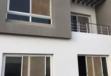 Garden Villa For sale - 4 rooms