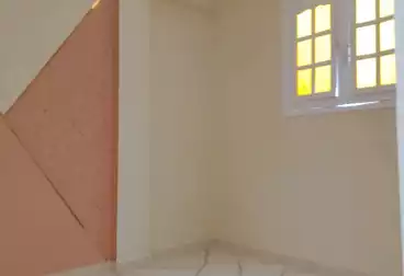 Apartments For sale - 2 rooms - floor 4