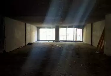 Commercial For sale - floor 0
