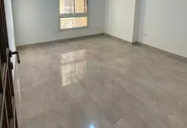Apartments For sale - 2 rooms - floor 5