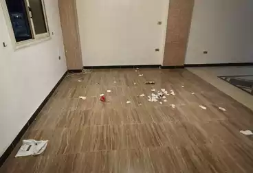 undefined undefined - 2 rooms - floor 5