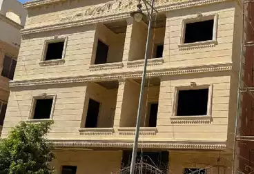Apartments For sale - 3 rooms - floor 1