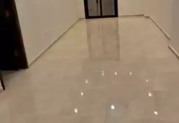 Apartments For rent - 3 rooms - floor 5
