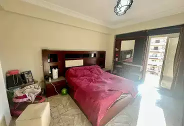 Furnished Apartment For sale - 3 rooms - floor 4