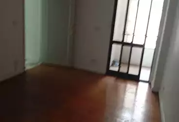 Apartments For sale - 2 rooms - floor 4