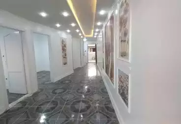 Apartments For sale - 1 rooms - floor 4