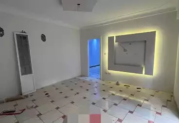 Apartments For sale - 2 rooms - floor 1