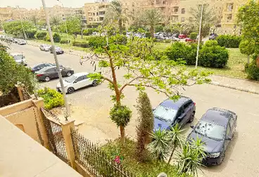 Apartments For sale - 4 rooms - floor 1