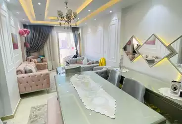 Apartments For sale - 2 rooms - floor 9