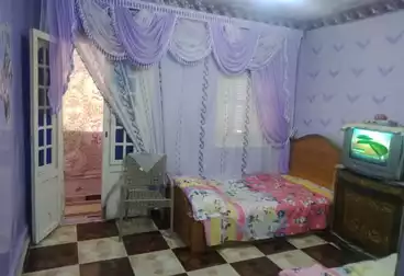 Building For sale - 5 rooms