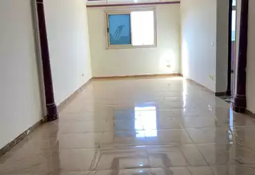 Apartments For rent - 3 rooms - floor 8