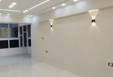 Apartments For sale - 3 rooms - floor 2