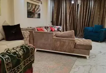 Furnished Apartment For rent - 3 rooms - floor 8