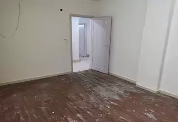 Apartment with Garden For sale - 5 rooms - floor 0