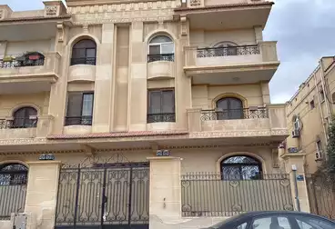 عقارات للبيع - 3 غرف - بالدور 2