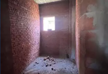 Apartments For sale - 4 rooms - floor 2