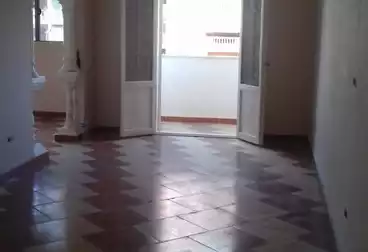 Apartments For sale - 3 rooms - floor 2