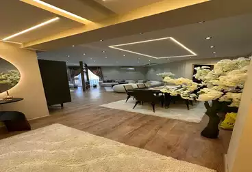 Apartments For sale - 3 rooms - floor 4