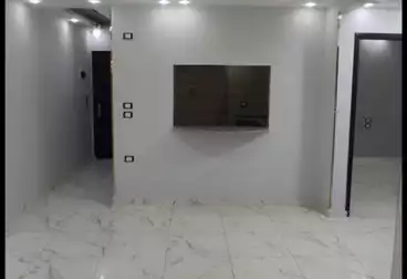 Apartments For sale - 2 rooms - floor 8