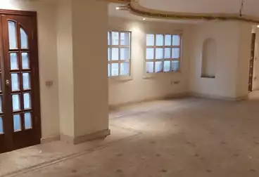 Apartments For sale - 3 rooms - floor 4
