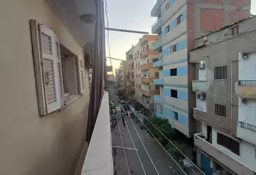 Apartments For sale - 2 rooms - floor 4