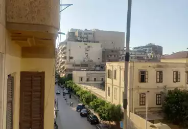 Apartments For sale - 2 rooms - floor 2
