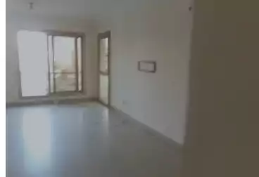 Apartments For rent - 3 rooms - floor 4