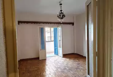 Apartments For sale - 3 rooms - floor 5