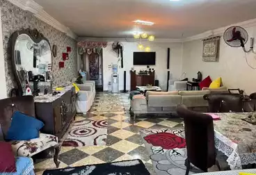 Apartments For sale - 2 rooms - floor 4