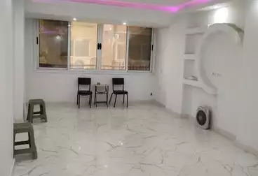 undefined undefined - 2 rooms - floor 8
