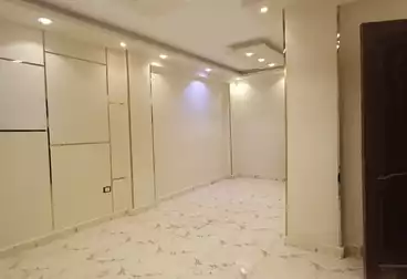 undefined undefined - 2 rooms - floor 5